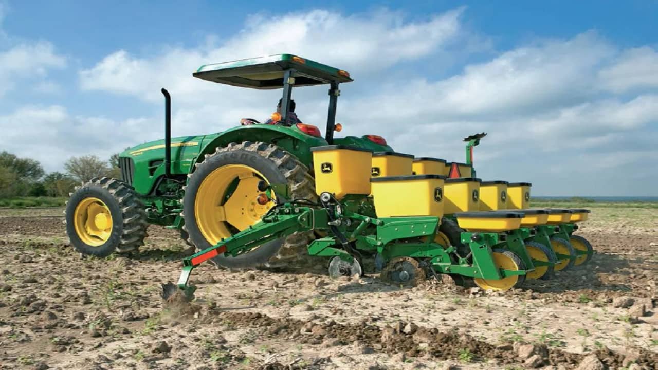 John Deere 1015 Drawn Planter - Precision Planting Equipment