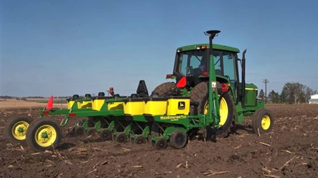 John Deere 1705 Integral Planter - Compact Planting System