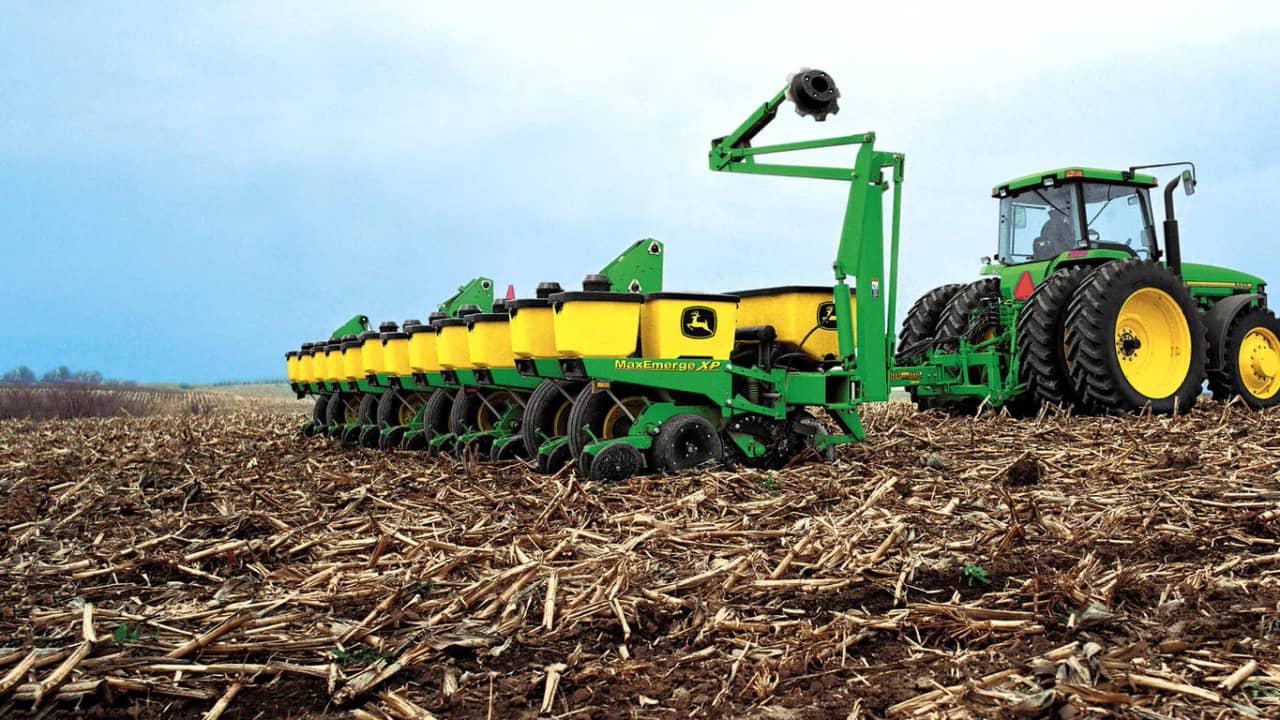 John Deere 1775 Flex Drawn Planter - Flexible Planting System