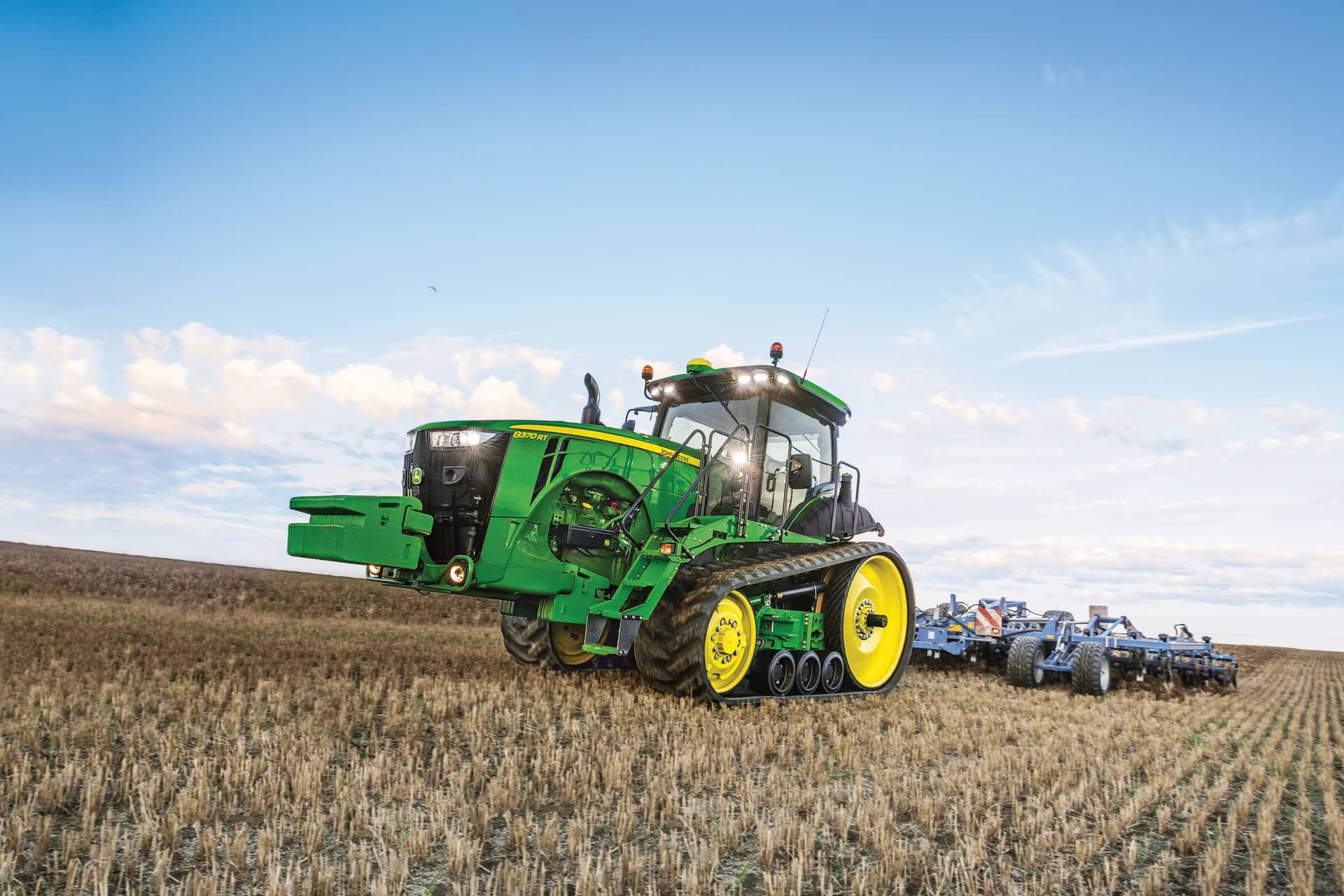 John Deere 8RT Series Tractor - Track Agricultural Equipment